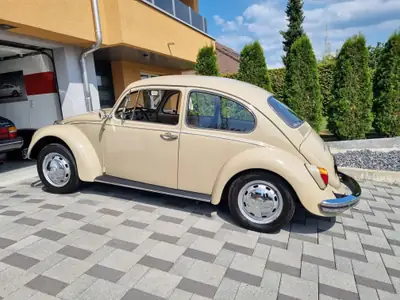 VW Käfer 1300 — Légende automobile de 1968, état d'origine préservé — side view