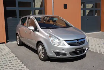 Opel Corsa 1.4 TP Enjoy — Citadine fiable avec capteur de stationnement, sans accident — arrière