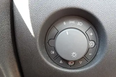 Opel Corsa 1.4 TP Enjoy — Citadine fiable avec capteur de stationnement, sans accident — Miniature 13