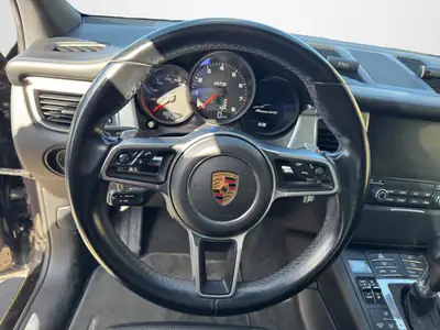 Porsche Macan GTS PDK — SUV sportif 360 ch, entretien agence, 2 jeux de roues — Miniature 10