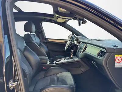Porsche Macan GTS PDK — SUV sportif 360 ch, entretien agence, 2 jeux de roues — Miniature 14