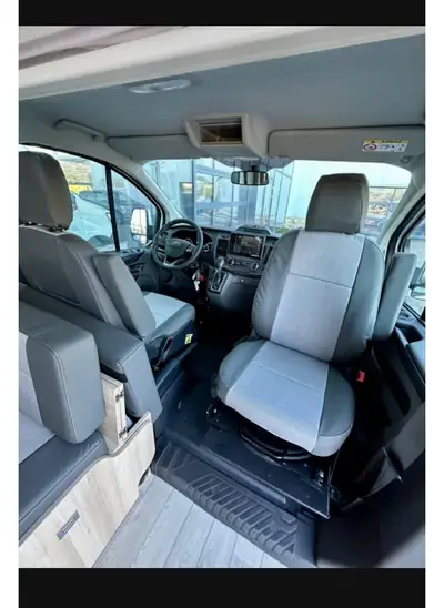 Ford Transit Custom Van Dreamer Capland — Aménagé camping, 28 500 km seulement — tableau de bord