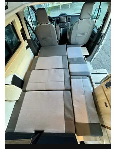 Ford Transit Custom Van Dreamer Capland — Aménagé camping, 28 500 km seulement — Miniature 8