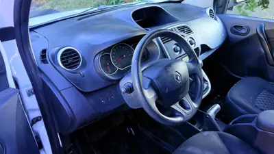 Renault Kangoo Medium 1.6 105 — Utilitaire automatique, climatisé, 56 000 km — Miniatura 9