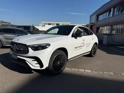 Mercedes-Benz GLC 300 e AMG Line 4matic — SUV hybride rechargeable premium, 35 000 km — vista esterna