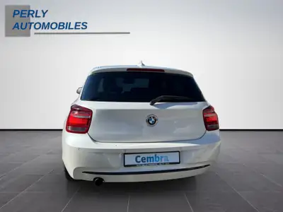 BMW 118i Sport Line — Berline compacte fiable, expertisée et sans sinistre — Armaturenbrett