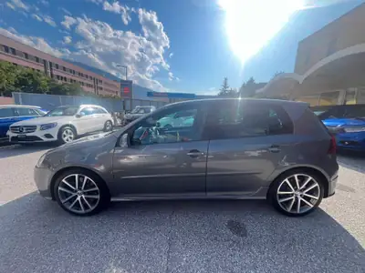 VW Golf R32 4Motion — Performance sportive et traction intégrale, 212 500 km — tableau de bord