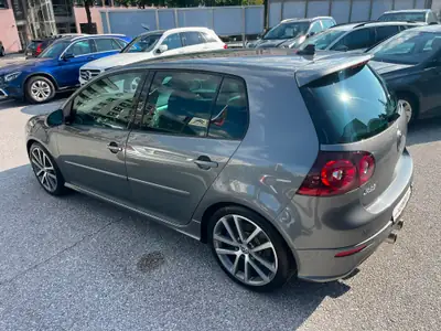 VW Golf R32 4Motion — Performance sportive et traction intégrale, 212 500 km — détail