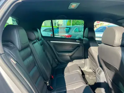 VW Golf R32 4Motion — Performance sportive et traction intégrale, 212 500 km — Miniature 15
