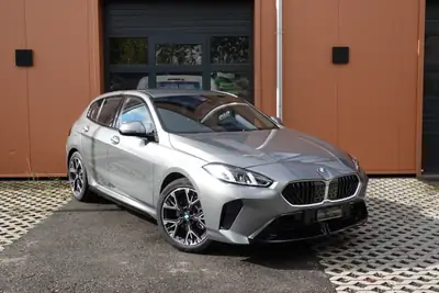 BMW 120 M Sport Pro 2026 — Berline dynamique, moteur 170 ch, garantie usine — vue extérieure