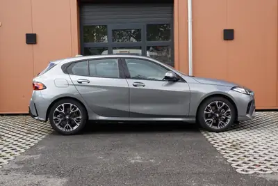 BMW 120 M Sport Pro 2026 — Berline dynamique, moteur 170 ch, garantie usine — intérieur