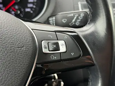 VW Polo 1.2 TSI Comfortline — Citadine fiable, climatisée et navigée — Miniatura 24
