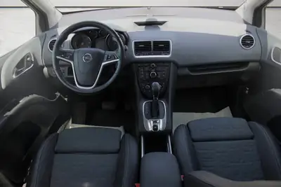 Opel Meriva 1.7 CDTi Cosmo — Monospace économe, automatique, révisé et fiable — Miniature 11