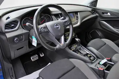 Opel Grandland X 1.2i Ultimate Automatik — SUV polyvalent, entretien économique et fiable — Miniatura 9