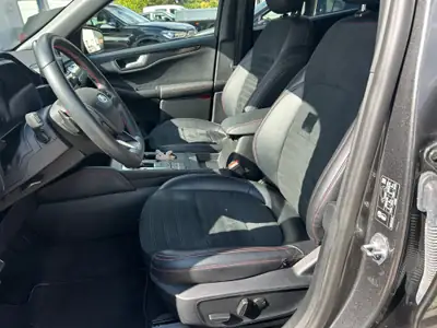 Ford Kuga 2.0 TDCi EcoBlue ST-Line X 4WD — SUV robuste, 4 roues motrices et équipements premium — cruscotto