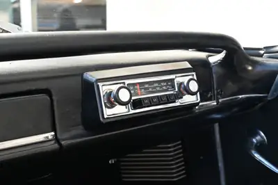 Alfa Romeo 2600 Touring Spider 1965 — Chef-d'œuvre cabriolet, véhicule de collection — Miniatur 15
