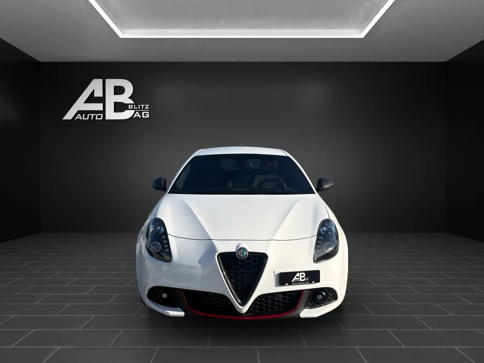 Alfa Romeo Giulietta 2.0 JTDM 170 PS — Diesel dynamique, état exceptionnel, garantie incluse