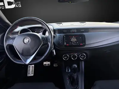 Alfa Romeo Giulietta 2.0 JTDM 170 PS — Diesel dynamique, état exceptionnel, garantie incluse — Miniatur 11
