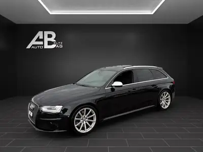 Audi RS4 Avant 4.2 FSI V8 quattro — Berline de prestige, 450 ch et contrôle MFK récent — Seitenansicht