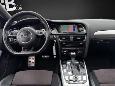Audi RS4 Avant 4.2 FSI V8 quattro — Berline de prestige, 450 ch et contrôle MFK récent — Miniatur 11