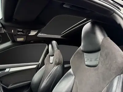 Audi RS4 Avant 4.2 FSI V8 quattro — Berline de prestige, 450 ch et contrôle MFK récent — Miniatur 14