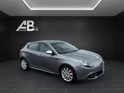Alfa Romeo Giulietta 1.4 MultiAir Distinctive TCT — Élégance italienne, première main, service frais — détail