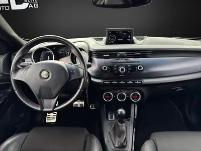 Alfa Romeo Giulietta 1.4 MultiAir Distinctive TCT — Élégance italienne, première main, service frais — Miniature 11