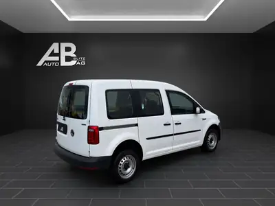 VW Caddy 2.0 TDI 4Motion — Utilitaire polyvalent, tout-terrain fiable, 72 000 km — Armaturenbrett