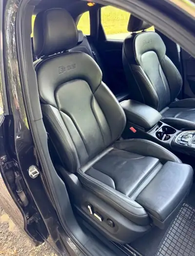 Audi SQ5 3.0 V6 Bi-TDI Quattro — SUV sportif, 313 ch, transmission automatique — arrière