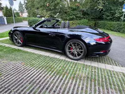 Porsche 911 Carrera 4S Cabriolet — Roadster sportif 420 ch, entretien complet — détail