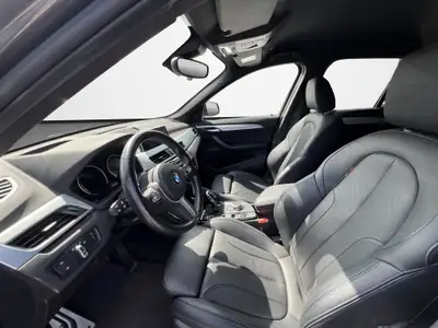 BMW X1 20d xDrive — SUV compact diesel performant, 2 jeux de pneus inclus — Miniatur 8