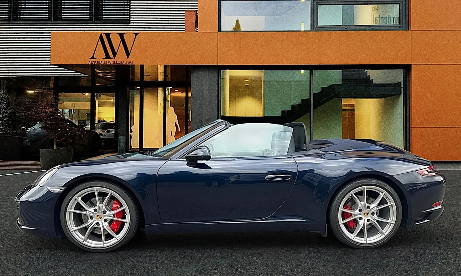 Porsche 911 Cabriolet 3.0 Carrera S PDK — Roadster légendaire, 53'900 km seulement