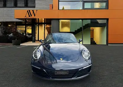 Porsche 911 Cabriolet 3.0 Carrera S PDK — Roadster légendaire, 53'900 km seulement — fianco