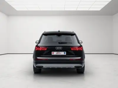 Audi Q7 50 TDI Quattro — SUV premium 7 places, motorisation puissante et équipement complet — Innenraum