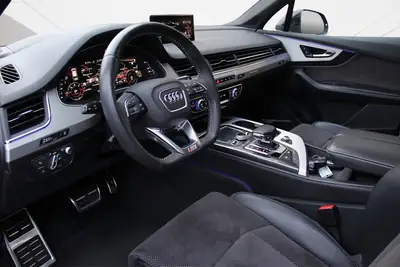 Audi Q7 50 TDI Quattro — SUV premium 7 places, motorisation puissante et équipement complet — Miniatur 9