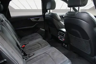 Audi Q7 50 TDI Quattro — SUV premium 7 places, motorisation puissante et équipement complet — Miniatur 12