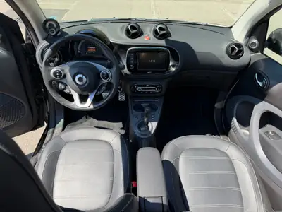 Smart Fortwo 0.9 Prime Twinamic — Cabriolet urbain, consommation ultra-économique — Miniatur 9