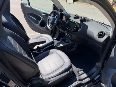 Smart Fortwo 0.9 Prime Twinamic — Cabriolet urbain, consommation ultra-économique — Miniatur 12