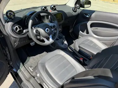 Smart Fortwo 0.9 Prime Twinamic — Cabriolet urbain, consommation ultra-économique — Miniatur 11