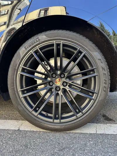 Porsche Macan 2.9 V6 Turbo — SUV haute performance avec garantie Porsche jusqu'en 2027 — Miniature 8