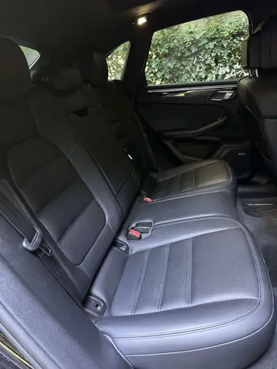 Porsche Macan 2.9 V6 Turbo — SUV haute performance avec garantie Porsche jusqu'en 2027 — Miniature 12