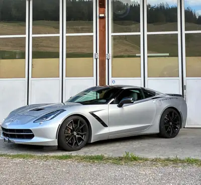 Chevrolet Corvette C7 Z51 — Muscle car légendaire, boîte manuelle, 466 ch — vista esterna