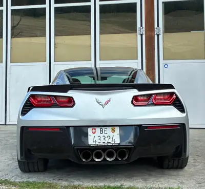 Chevrolet Corvette C7 Z51 — Muscle car légendaire, boîte manuelle, 466 ch — Miniatura 7