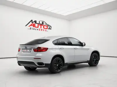 BMW X6 M50d Steptronic — SUV coupé diesel 381 ch, 5 places rarissime — Armaturenbrett