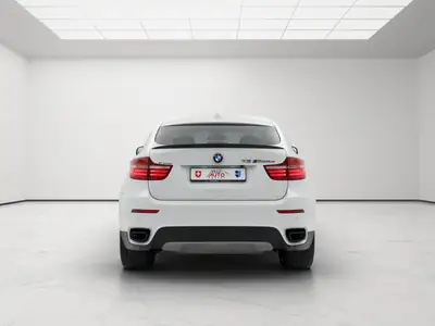 BMW X6 M50d Steptronic — SUV coupé diesel 381 ch, 5 places rarissime — Innenraum