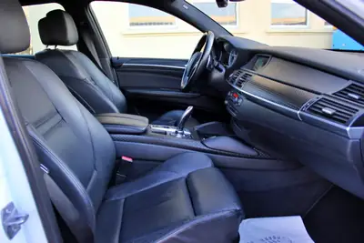 BMW X6 M50d Steptronic — SUV coupé diesel 381 ch, 5 places rarissime — Miniatur 14