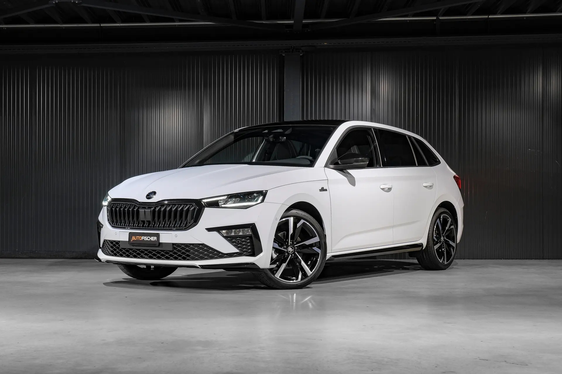 Skoda Scala 1.5 TSI Monte Carlo — Berline compacte dynamique, quasi neuve avec garantie constructeur