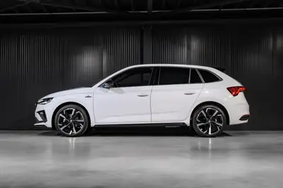 Skoda Scala 1.5 TSI Monte Carlo — Berline compacte dynamique, quasi neuve avec garantie constructeur — Miniatur 9
