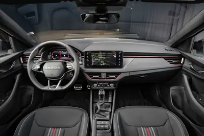 Skoda Scala 1.5 TSI Monte Carlo — Berline compacte dynamique, quasi neuve avec garantie constructeur — Miniatur 15