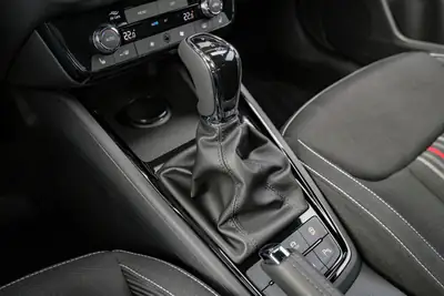 Skoda Scala 1.5 TSI Monte Carlo — Berline compacte dynamique, quasi neuve avec garantie constructeur — Miniatur 21